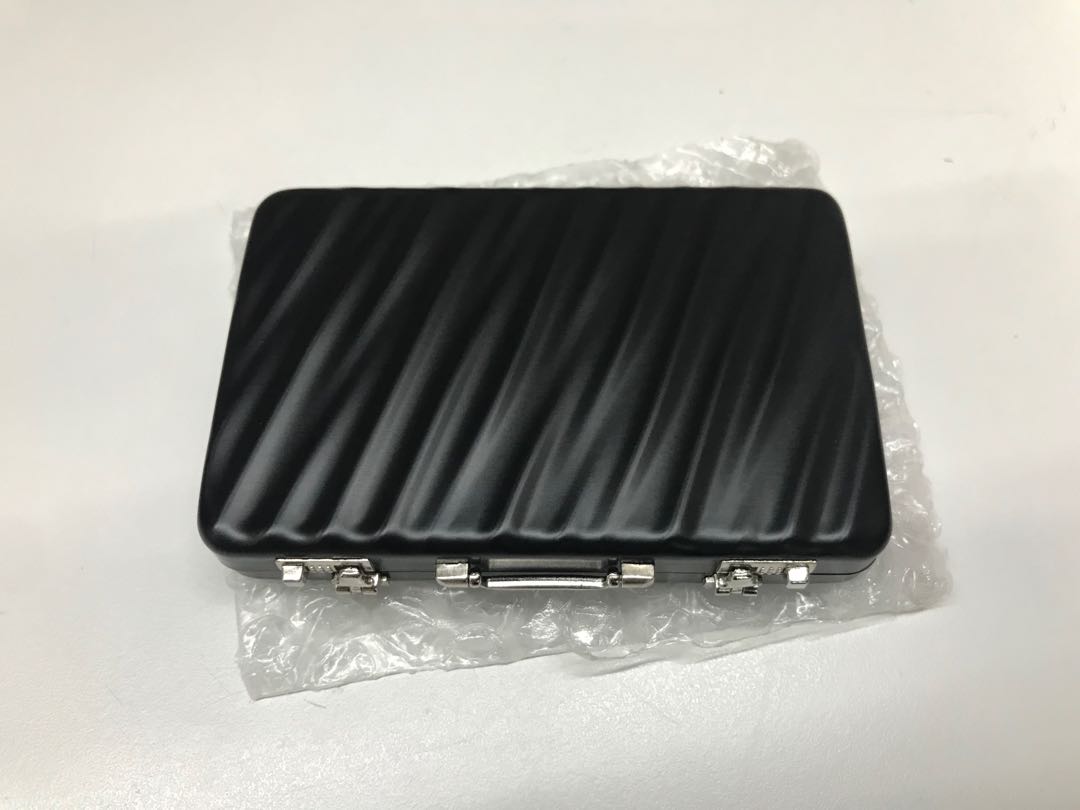 TUMI CARD CASE HOLDERS Men s Fashion Watches Accessories