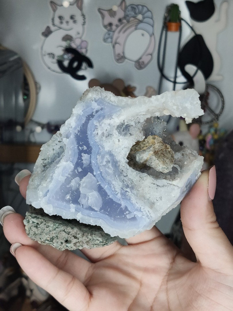 raw blue lace agate