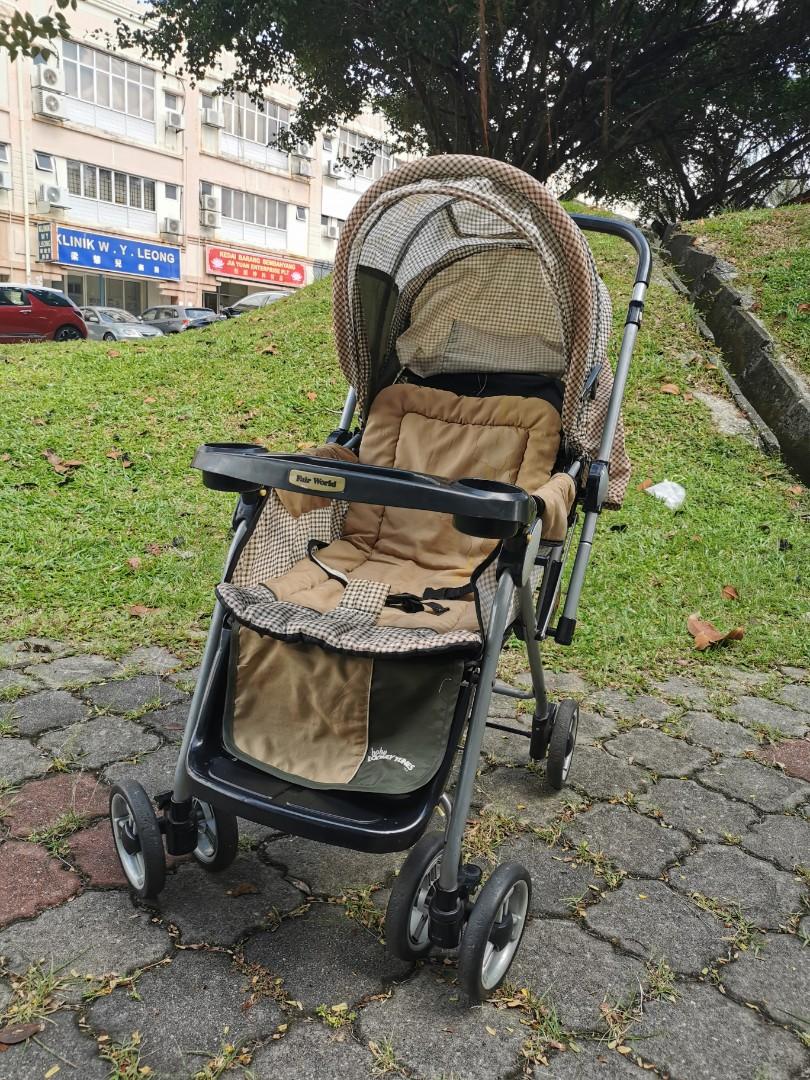 stroller atau baby carrier