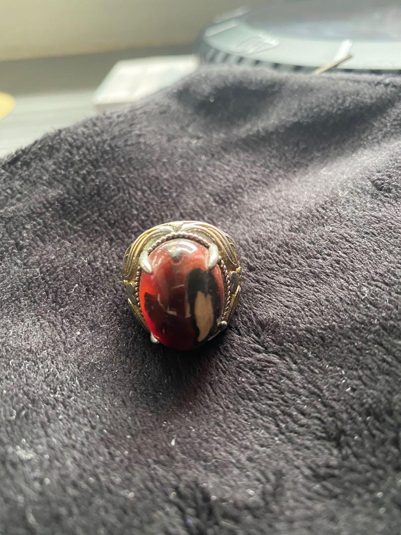 Batu (Category: Precious Stones) located in Singapore. Submitted by lelong07 (Listing ID 1013698721, Image 5). Description: $50 each .