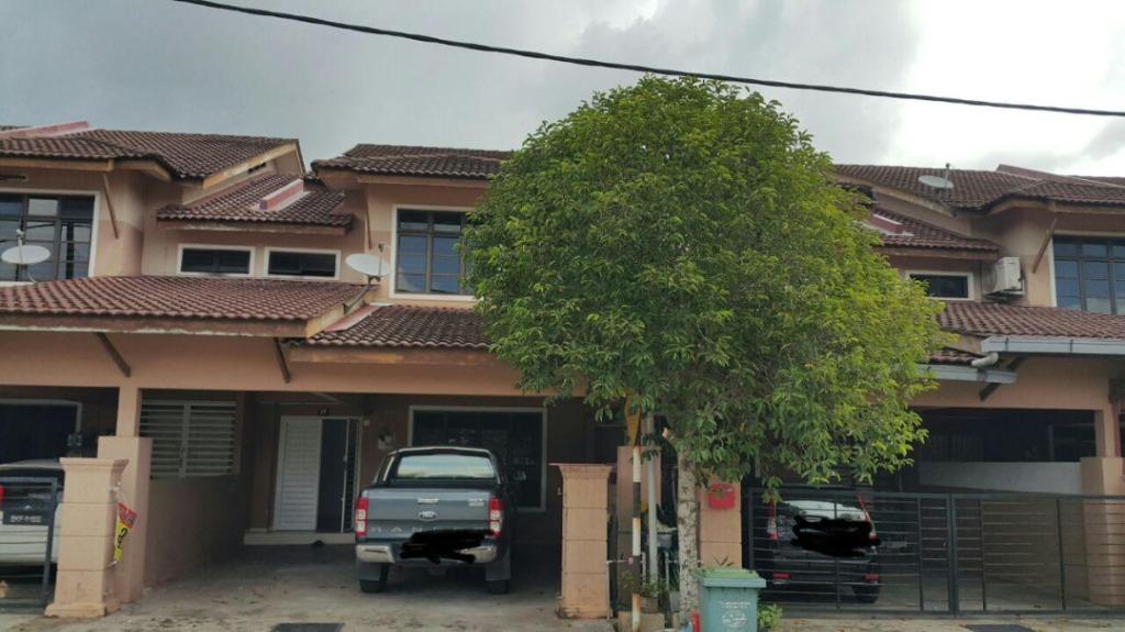 Below Market Value Double Storey Terrace Perumahan Pandan Mewah Kuantan Near T Light Airport Property For Sale On Carousell