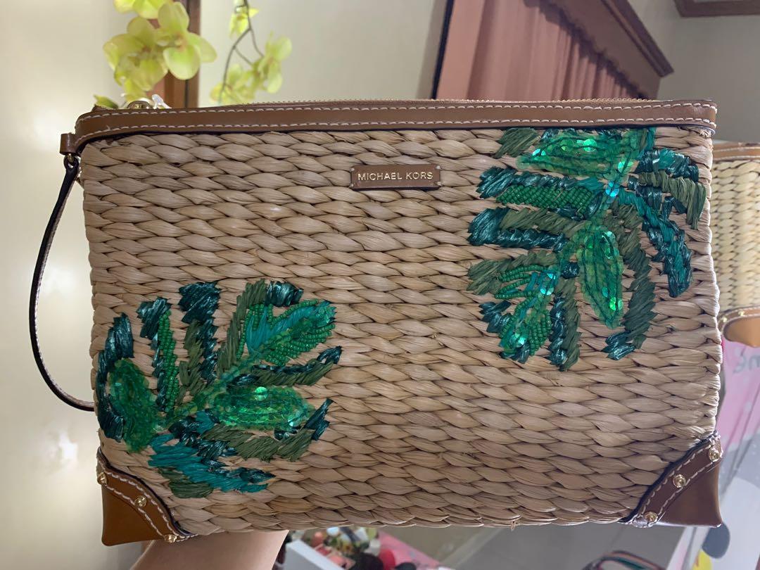 BN Michael Kors Malibu Clutch