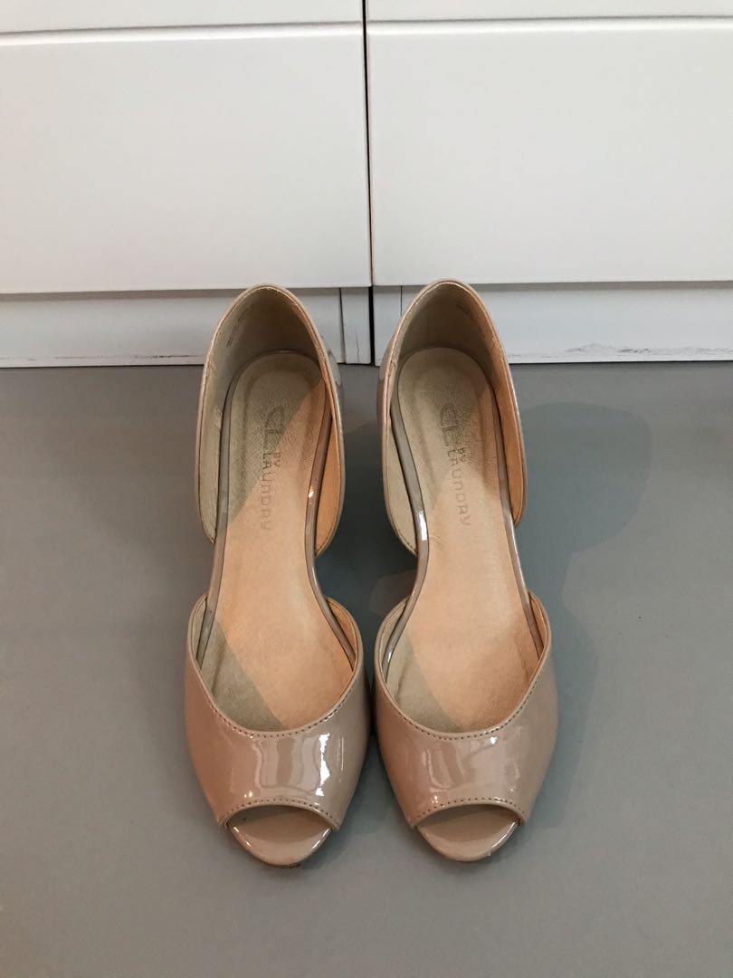 Chinese laundry peep toe wedges outlet
