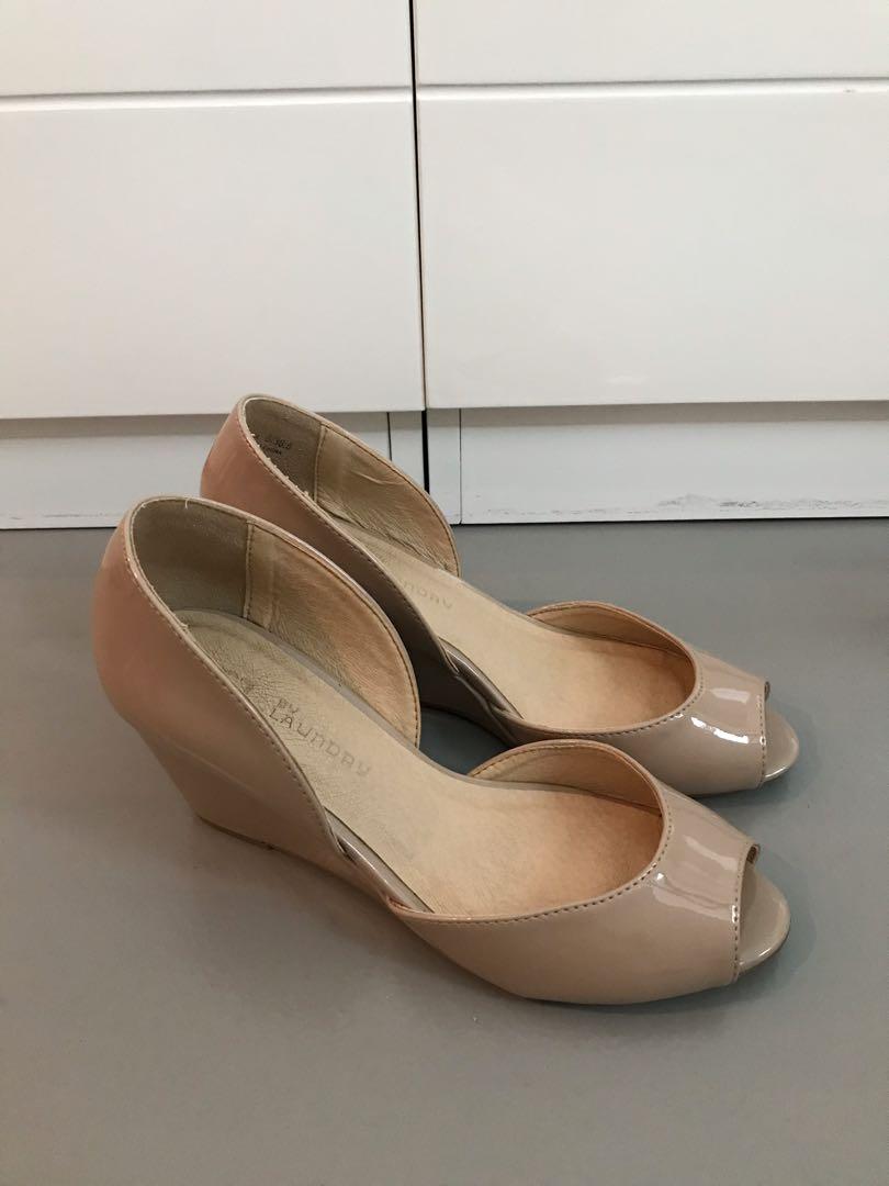 Chinese Laundry nude wedges in Size 36 Women s Fashion Footwear