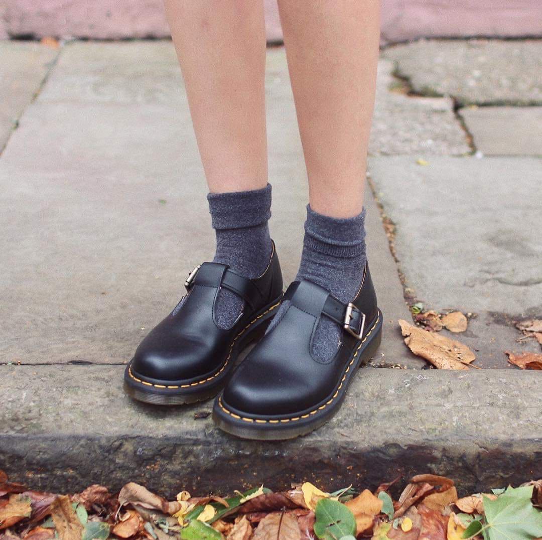 Dr Martens Polley T Bar Mary Jane Shoes, Women's Fashion, Footwear, Loafers  on Carousell