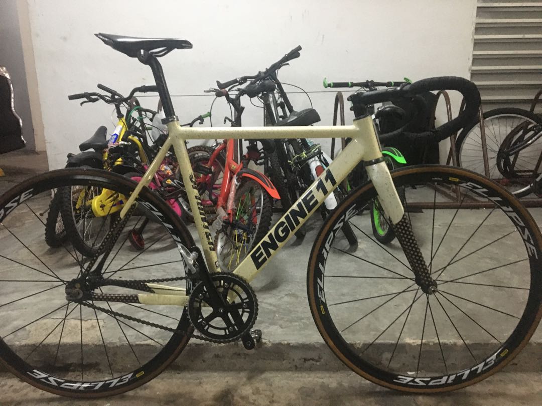 Engine 11 Pearl White Sports Bicycles On Carousell