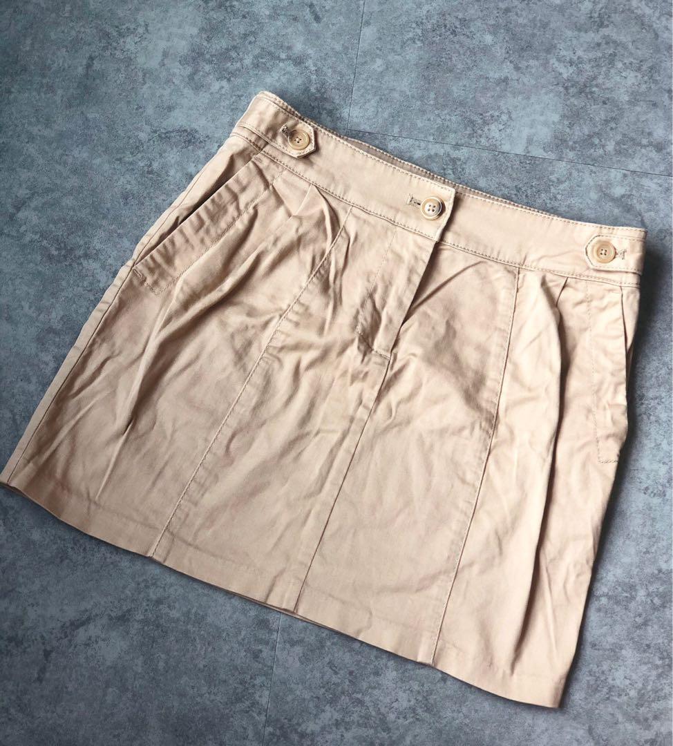 Gap khaki skirt Women s Fashion Bottoms Skirts on Carousell