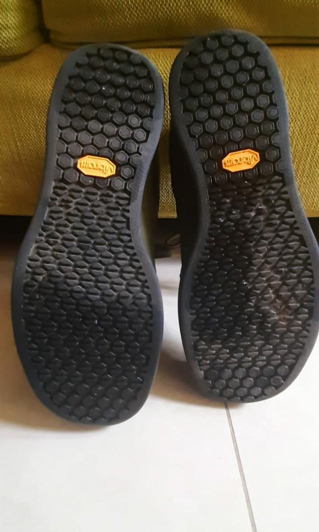 Giro jacket ii hot sale off road shoes