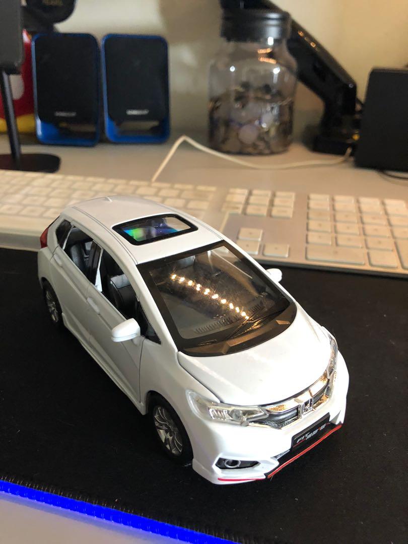 Honda jazz fit miniature Hobbies Toys Collectibles