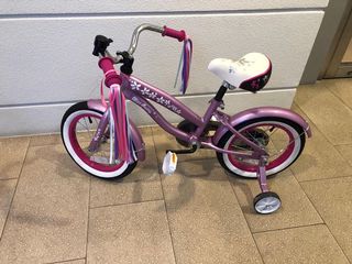 (Category: ) located in . Submitted by emmahanee (Listing ID 1013685368, Image 1). Description: .