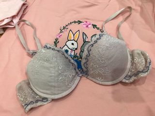 (Category: ) located in . Submitted by pinkshareen (Listing ID 1013764555, Image 1). Description: .
