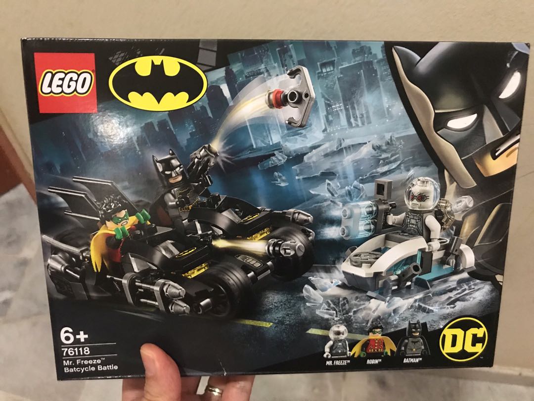 lego batman mr freeze batcycle battle