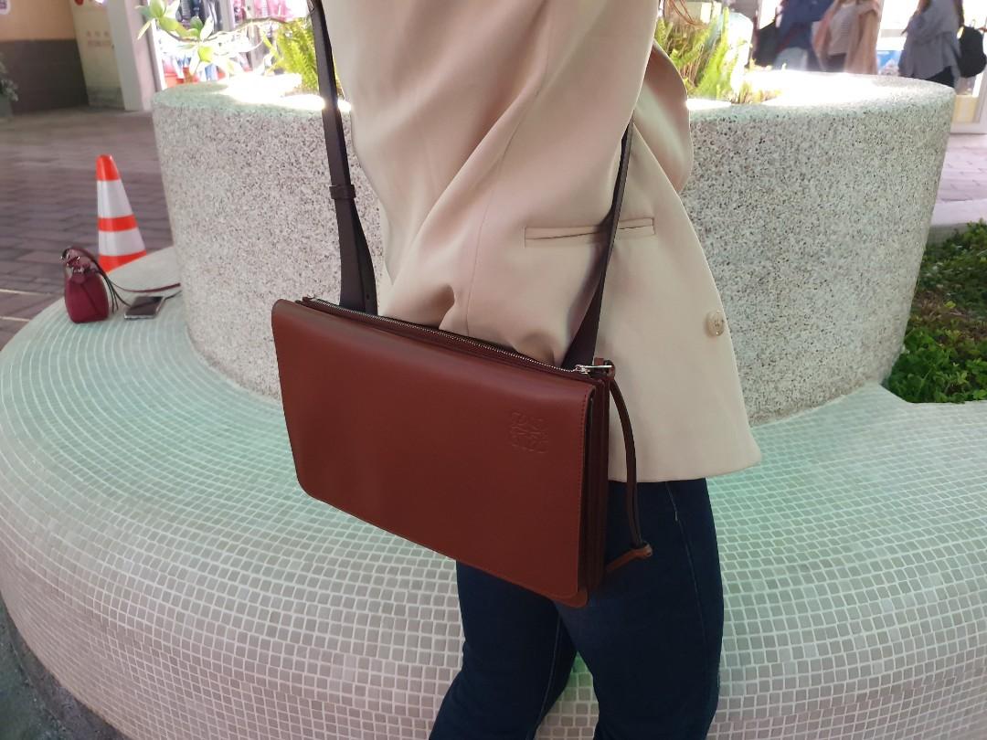 Loewe Gusset Flat Messenger Bag