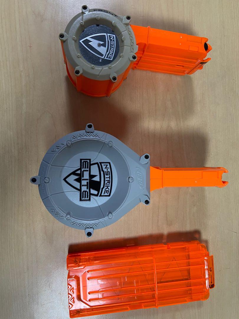 Magazines set (Category: Action & Battle Toys) located in Singapore. Submitted by dontstealfromme (Listing ID 1013781606, Image 1). Description: All for $30 12 round mag-$5 Alpha trooper 18 round drum mag-$10 Rampage 25 round drum mag-$15.