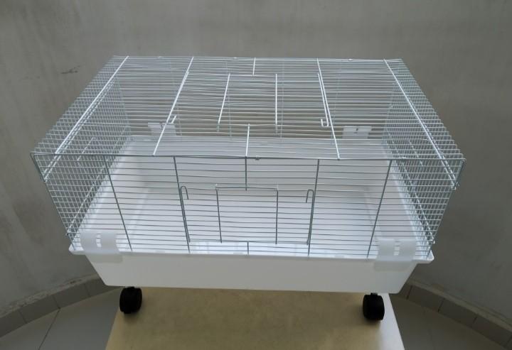 hamster cage on wheels