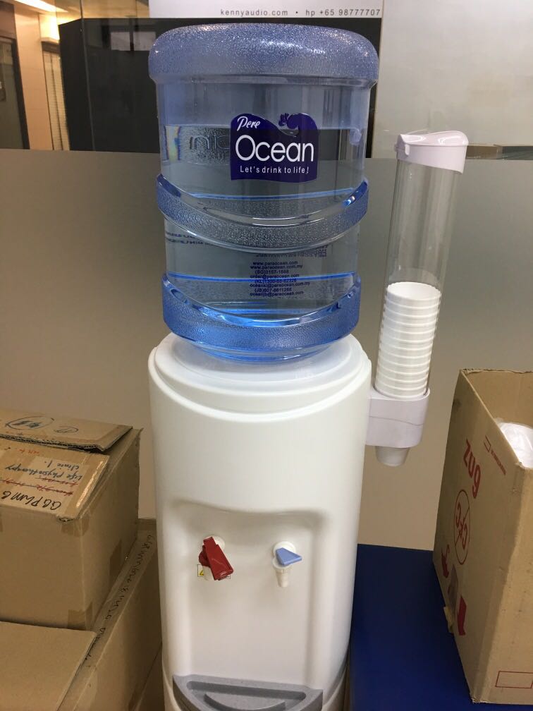 Pere Ocean Water Dispenser / Hot Cold, Food & Drinks, Beverages on