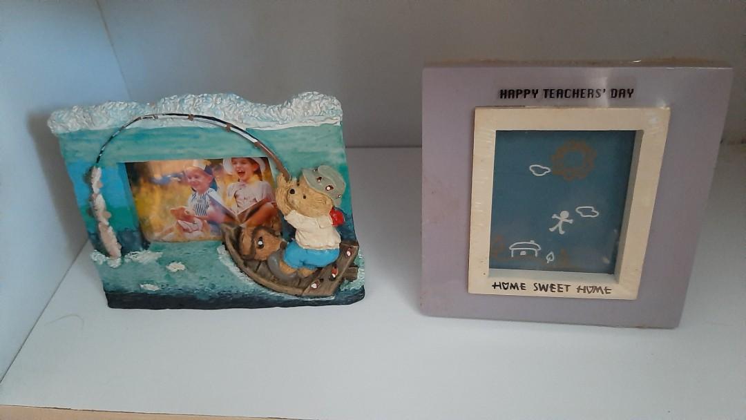 Photo Frames (Category: Everything Else) located in Singapore. Submitted by ros2324 (Listing ID 1013720207, Image 2). Description: 3 items listed. Oval shaped $10.00 2 others @$5.00 w/o boxes.