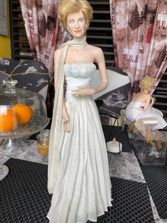 Princess Diana Doll Chiffon Blue Outfit Mint Franklin Mint Everything Else On Carousell