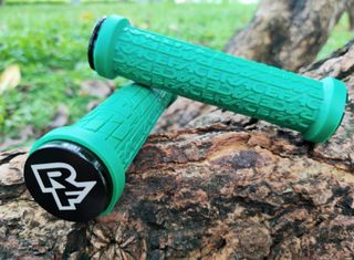 (Category: ) located in . Submitted by thebikesettlement (Listing ID 1013851744, Image 1). Description: .