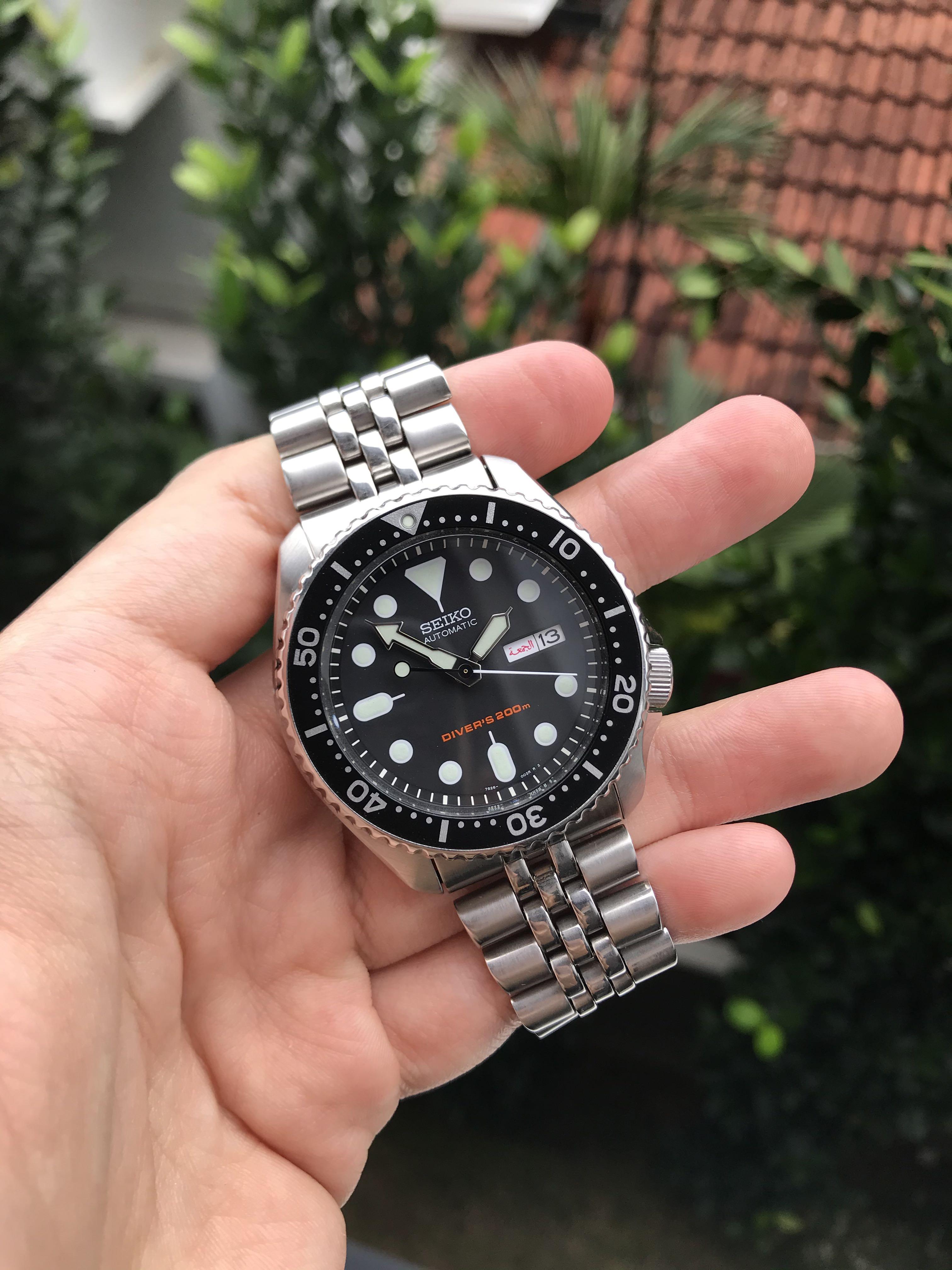 Seiko SKX007 on jubilee bracelet, Men's Fashion, Watches & Accessories,  Watches on Carousell