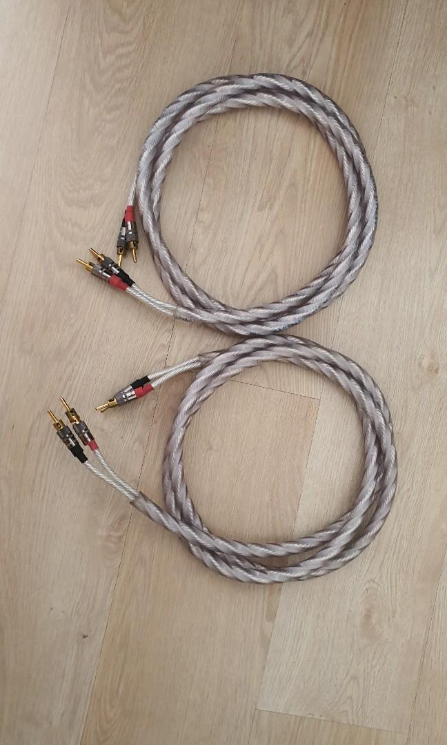 Speaker Cable QED genesis silver spiral 2.5m pair, Audio, Portable