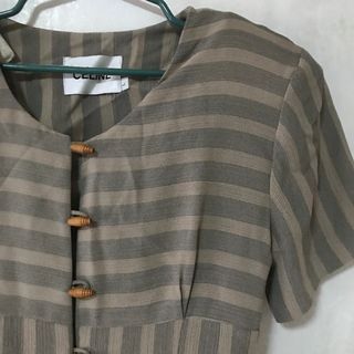 (Category: ) located in . Submitted by nuttycloset (Listing ID 1013775781, Image 1). Description: .