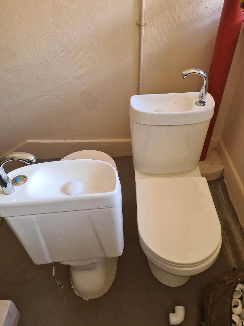 Toilet bowl, Furniture & Home Living, Bathroom & Kitchen Fixtures on