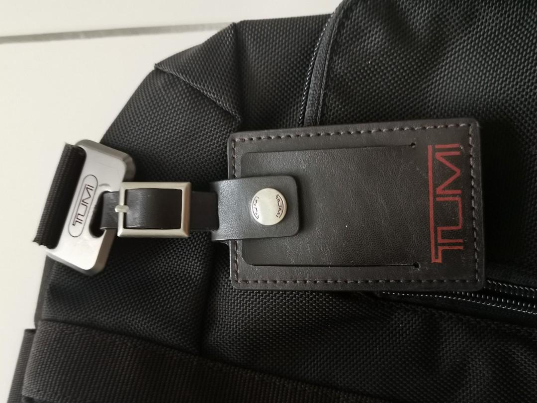 Tumi morado sling bag on sale