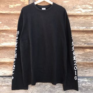 (Category: ) located in . Submitted by blvckxstore (Listing ID 1013852338, Image 1). Description: .