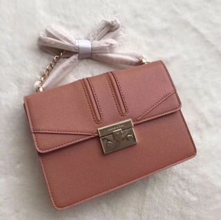 (Category: ) located in . Submitted by ray_multistore (Listing ID 1013800831, Image 1). Description: .