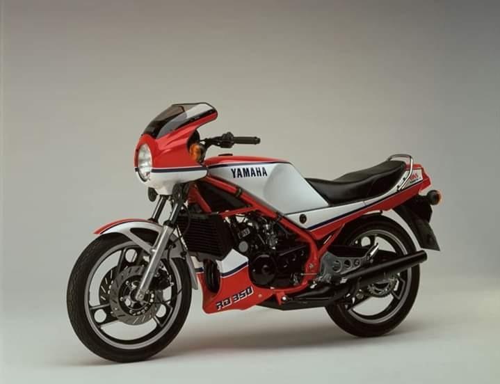 yamaha rd 350 diecast model