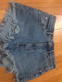 (Category: ) located in . Submitted by annap2 (Listing ID 1013870226, Image 1). Description: .