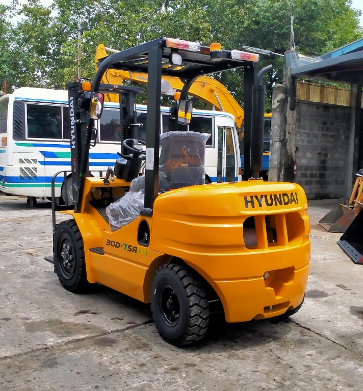 3 Tons Capacity Hyundai Diesel Forklift