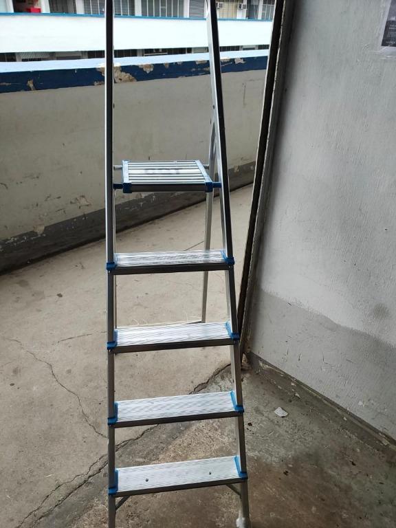 5 Step Aluminium Foldable Ladder For Sale 30 Each Everything Else On Carousell