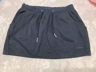 Adidas 黑色口袋迷你裙窄裙UK8