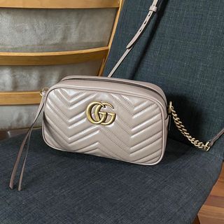 (Category: ) located in . Submitted by myfabpurses (Listing ID 1014078096, Image 1). Description: .
