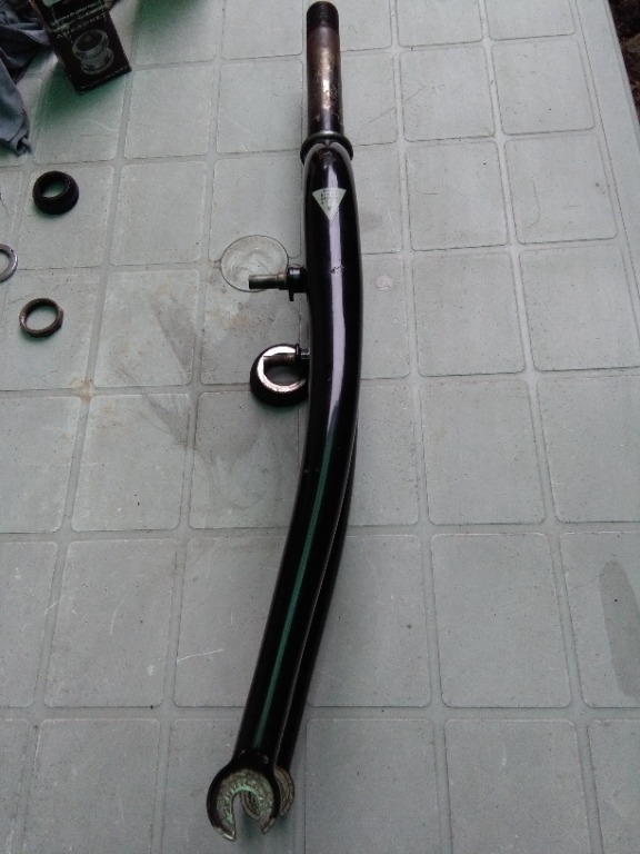 standard rigid fork