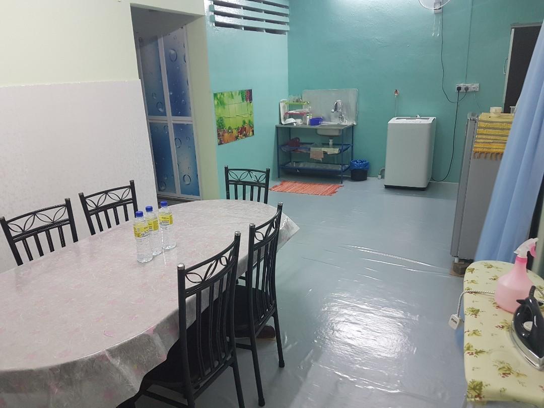 Bilik Biasa & Bilik Master Bedroom Rumah Teres Berdekatan LRT Jelatek ...