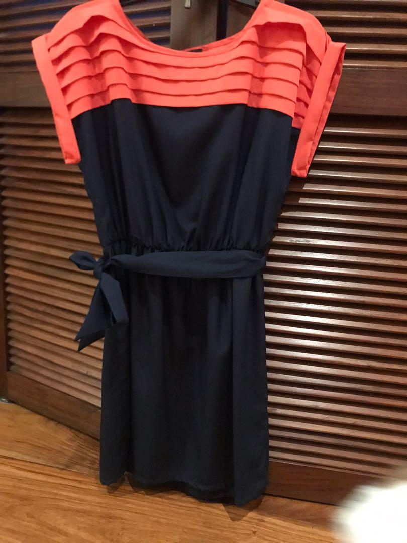 womens black and red dress