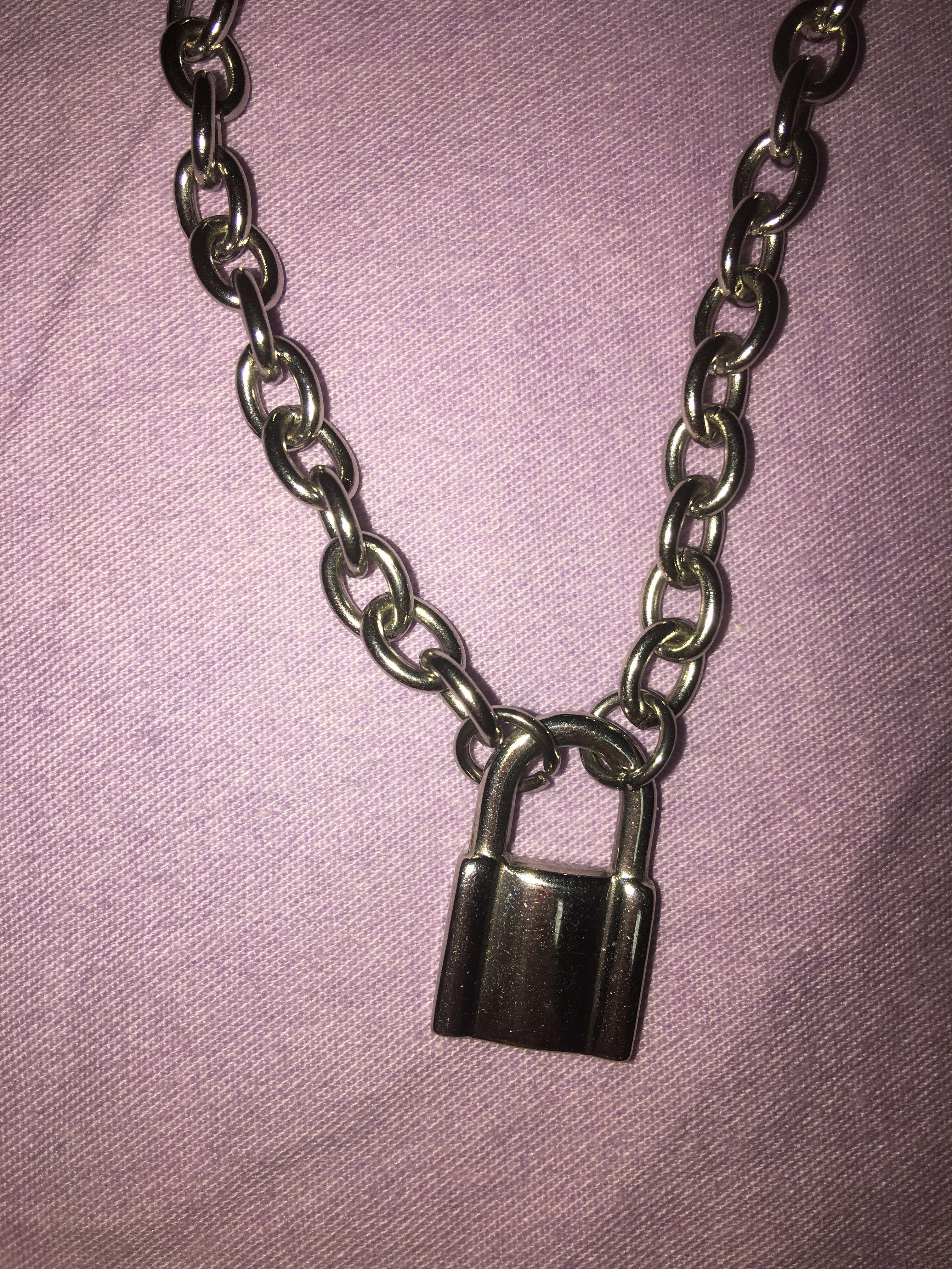 Silver lock chain necklace brandy melville hot sale
