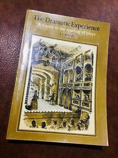 Buku “The Dramatic Experience” - English
