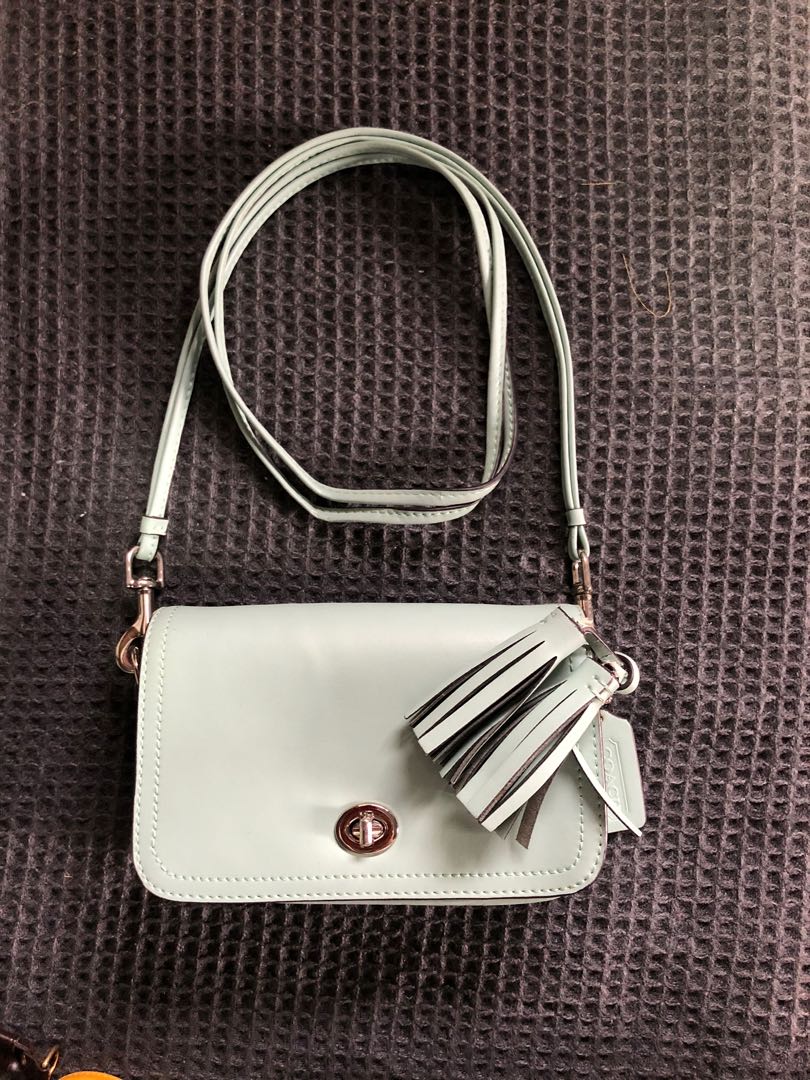 coach sling purse