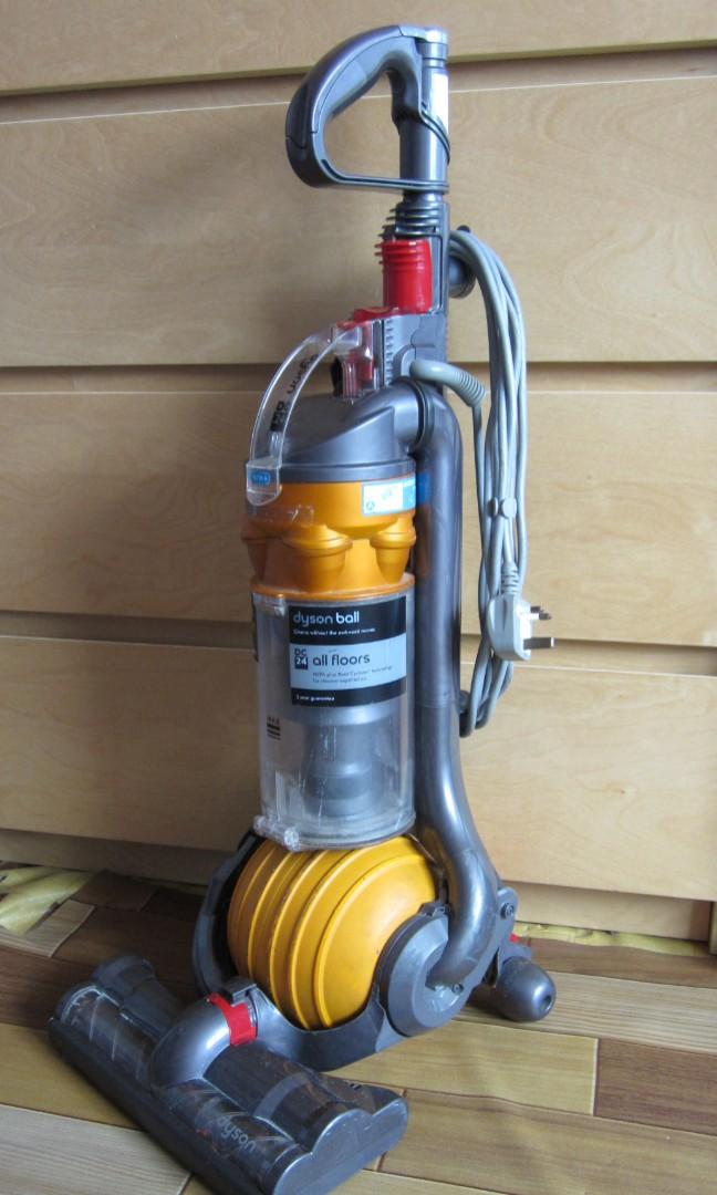 Used on sale dyson vacuum