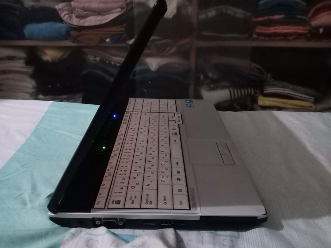 高速SSD240GB搭載 第二世代 Core i7-2640M LIFEBOOK E741/D ノート