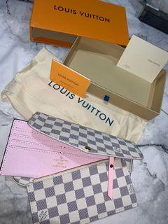 LV 3set pochette $120!!!! LAST ONE