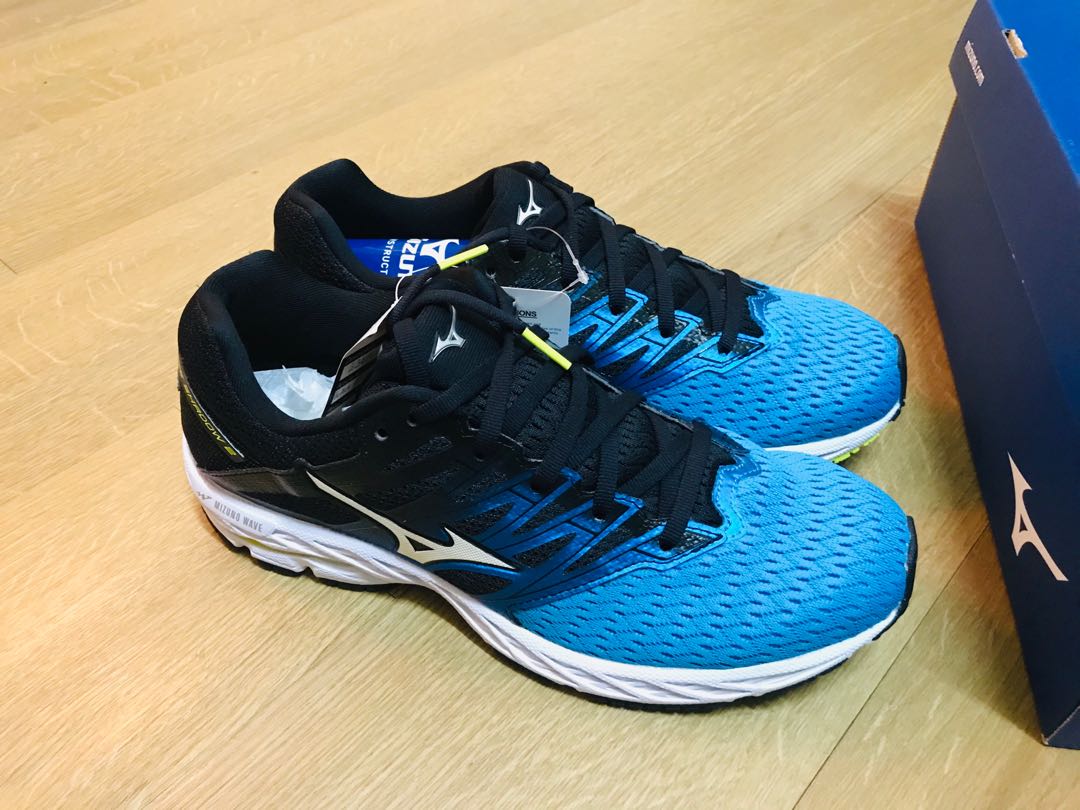 Mizuno Wave Shadow 2 Like NEW Men s Fashion Activewear on Carousell