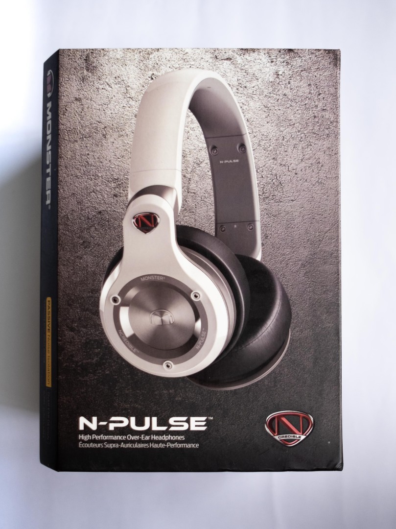 Monster ncredible best sale npulse