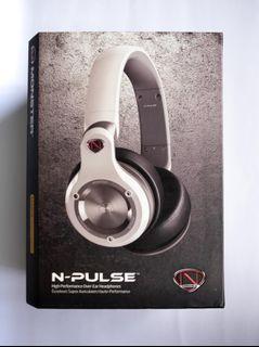 *Reduced to clear* Monster N pulse high-performance headphones