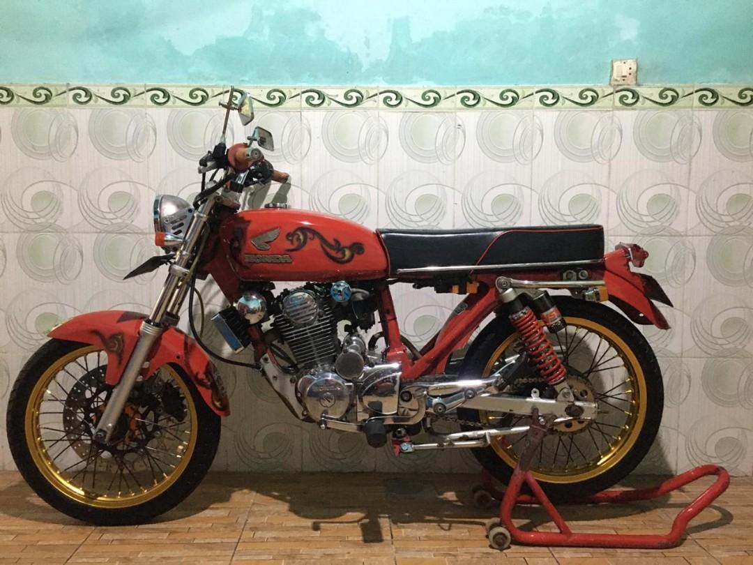 Tiger Modif Cb - Honda Tiger Modifikasi Cb Banda Aceh Jualo : Modifikasi honda tiger caferacer dengan menggunakan tangki replica honda cb650/750, namun dengan sedikit keluar dari pakem caferacer semua material dan par.