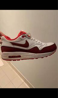 NIKE AIRMAX 1 sneaker size US 10 pre owned